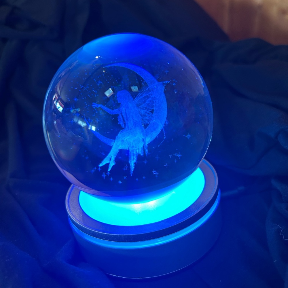 Color Changing Magic Fairy Crystal Ball - Picture 3 of 8